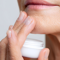 How to Reverse Skin Aging for a Radiant Look