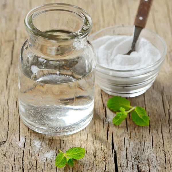 10 Easy DIY Mouthwash Recipes